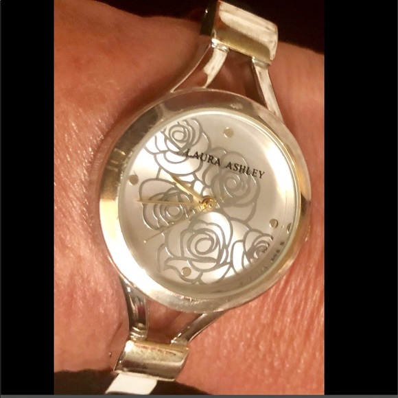 LAURA ASHLEY LE Two-tone Gold Bangle FloralWatch - Picture 3 of 8